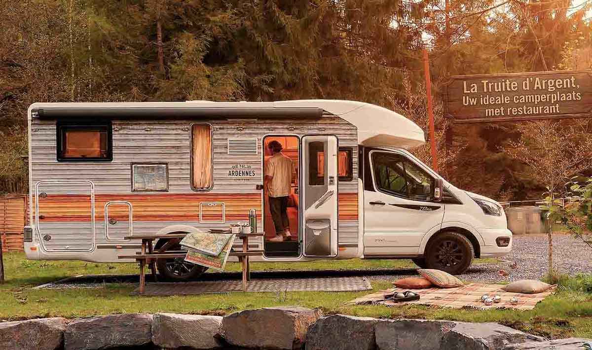 Bob Muileboom & Henja Govers op hun eigen Camp & Dinner plek in de Ardennen